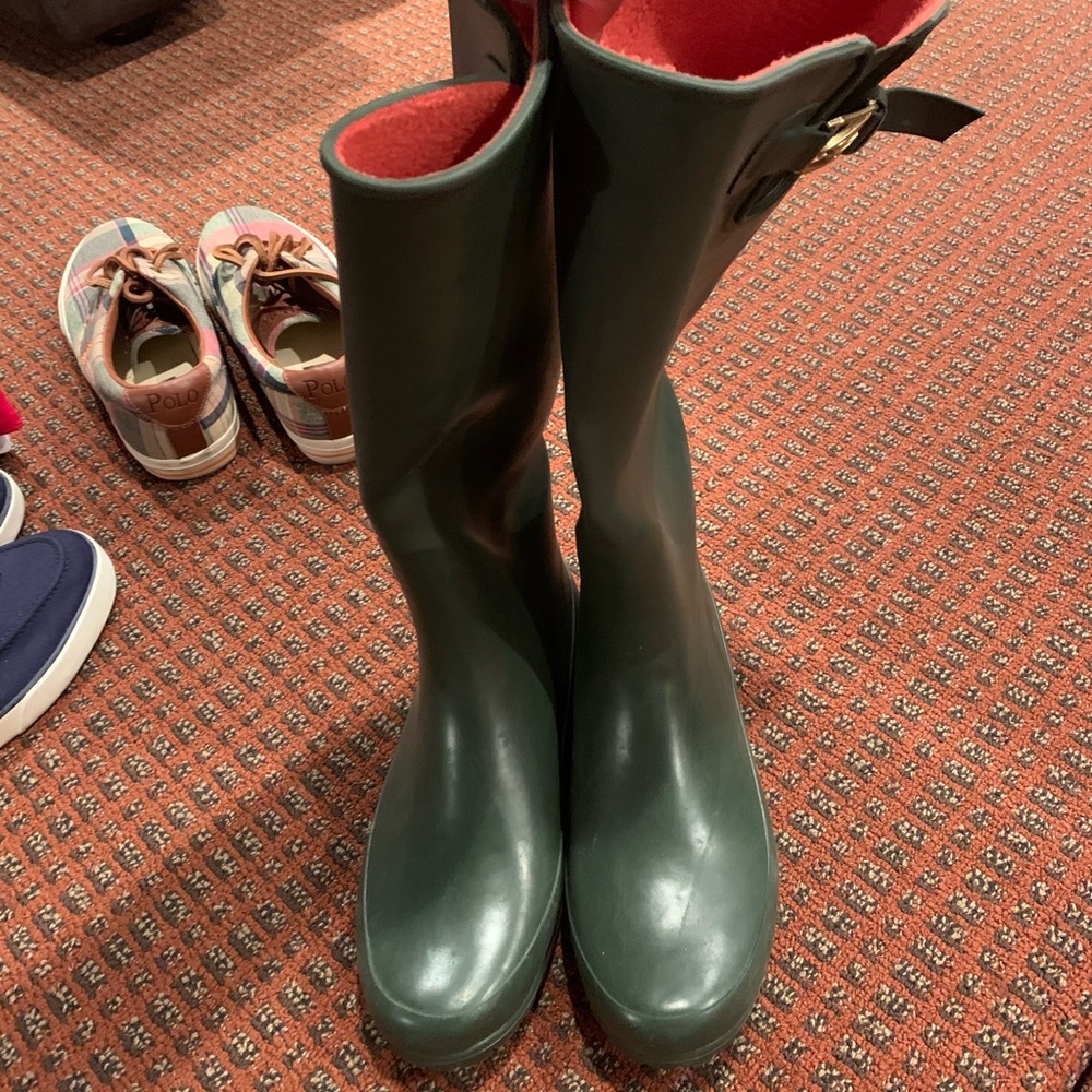 Speedy Rainboots - image 2